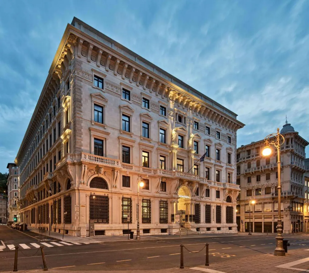 دبل تري باي هيلتون تريست