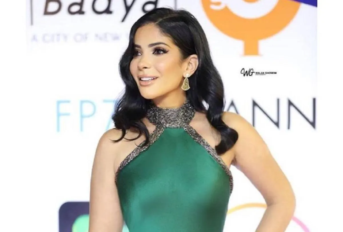 الصورة من حساب منى زكي على انستغرام