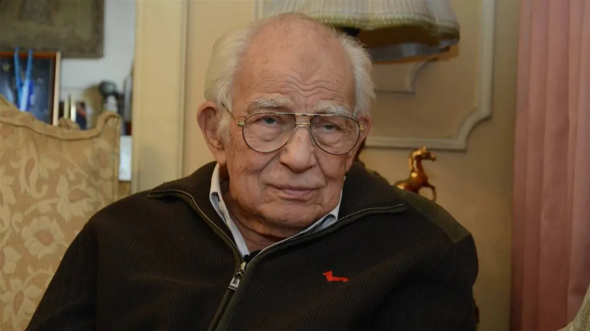 رشوان توفيق - الصورة من أرشيف المحرر