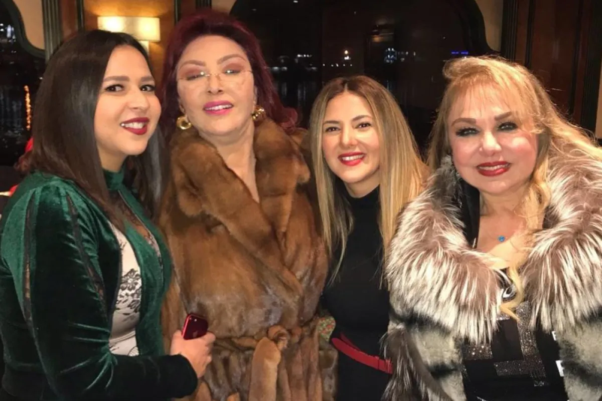 نبيلة عبيد ودنيا وأيمي سمير غانم - الصورة من حساب نبيلة عبيد على انستغرام