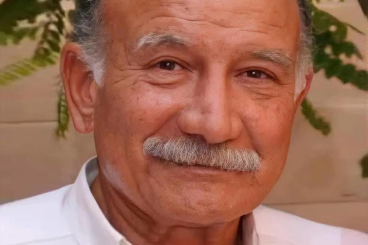 أحمد خليل - الصورة من حساب يسرا على الفيس بوك