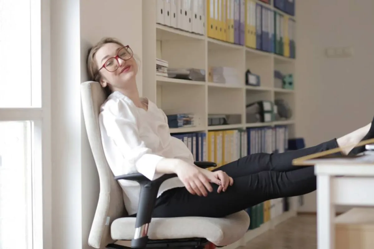 صورة لامرأة عامل حامل