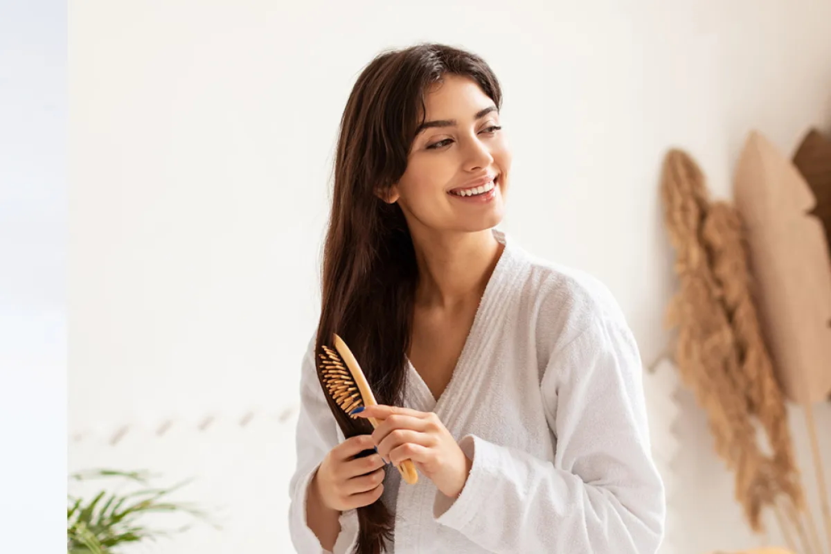 زيت خشب الأرز للشعر