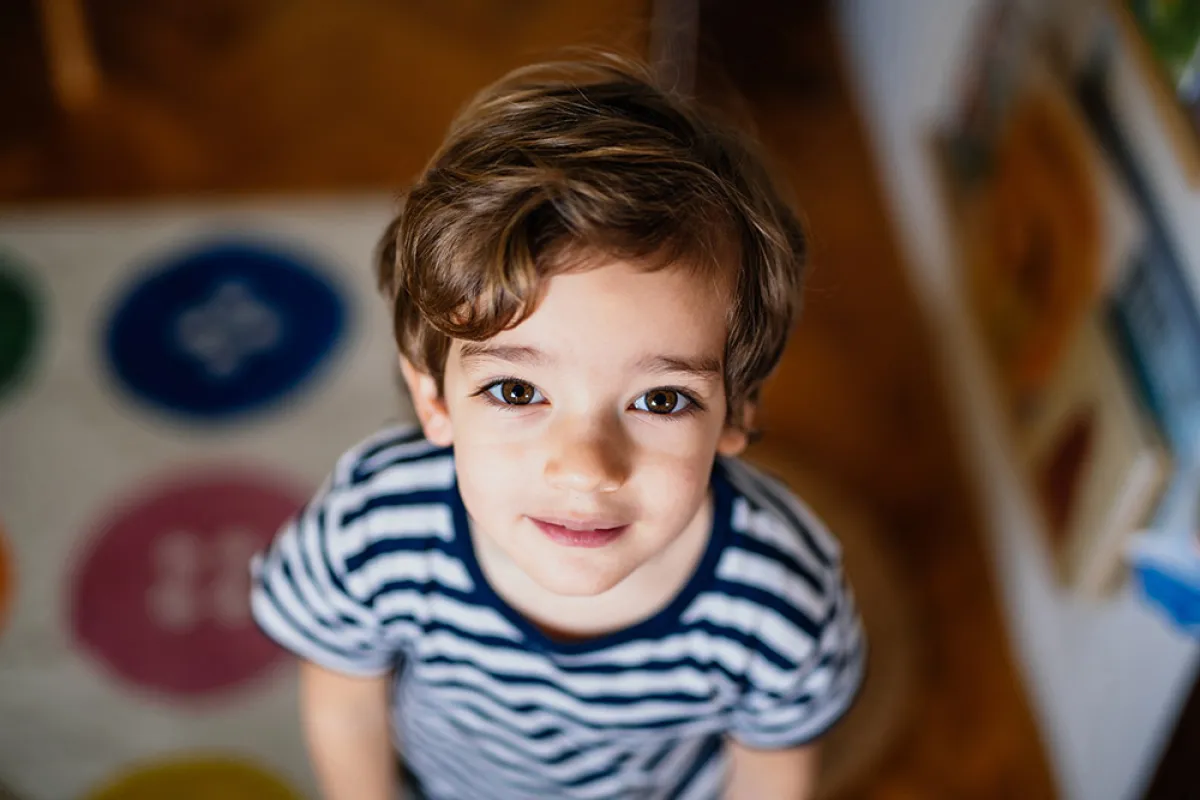 طريقة التعامل مع الطفل العنيد في عمر 3 سنوات