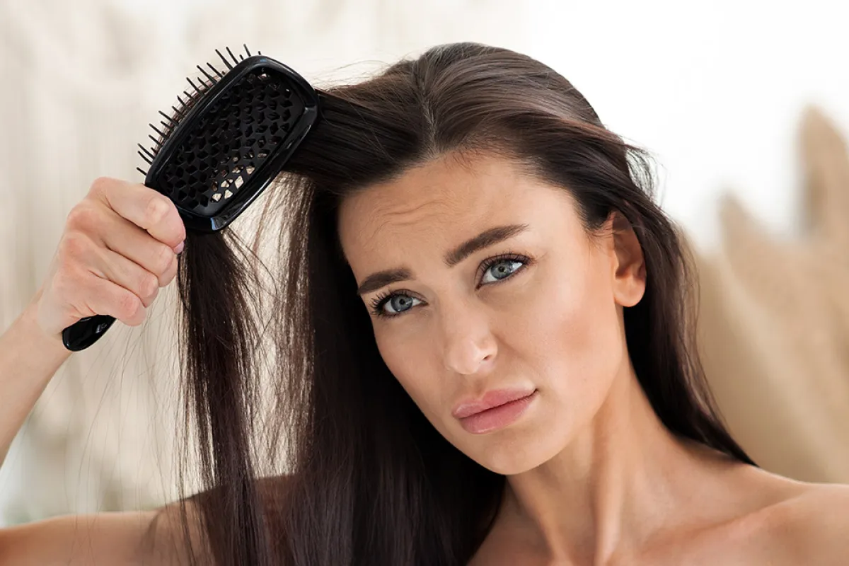 فوائد الحلبة للشعر الدهني