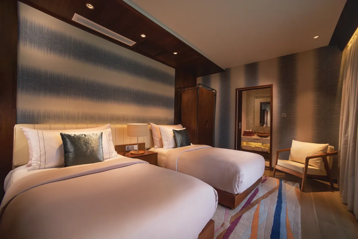 The OZEN RESIDENCE  عبارة عن بيت عطلات فخم فريد من نوعه فوق الماء