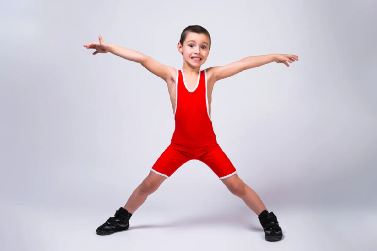 صناعة أطفال مصارعين