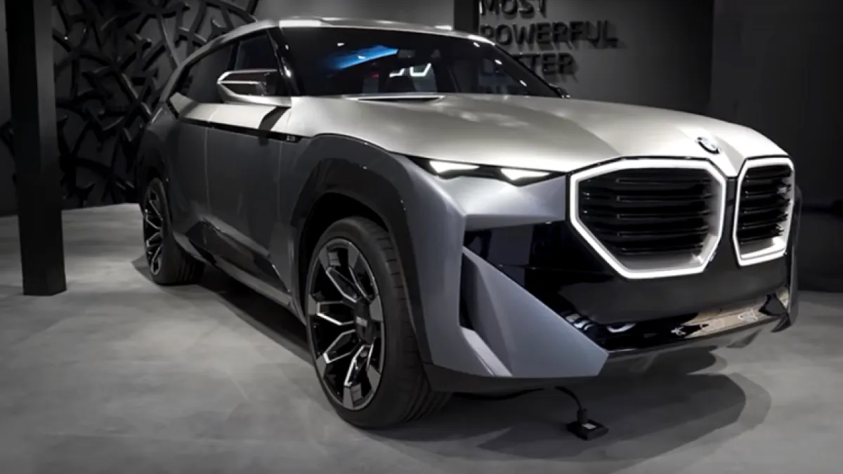 تحفة بي ام دبليو تخطف الأنظار