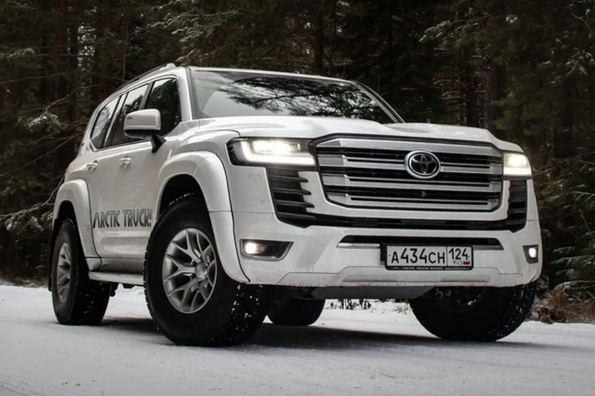 تويوتا لاندكروزر اركتيك 2022