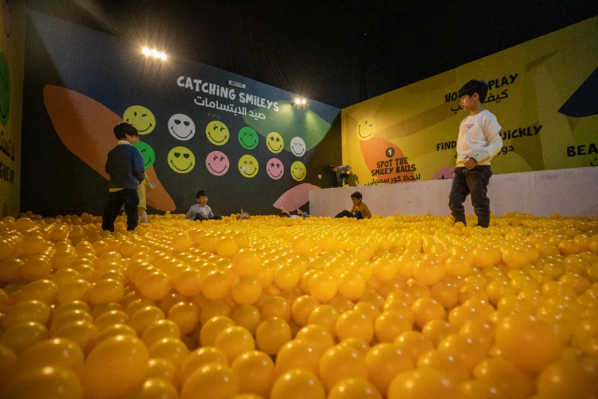 إلى غرفٍ لكرات السعادة التي تستهوي الأطفال