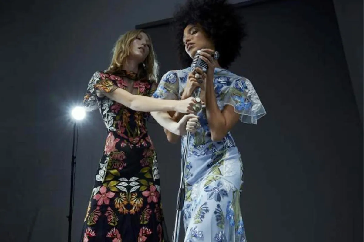 فستان من تمبرلي لندن Temperley London