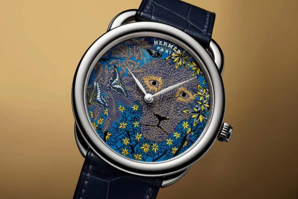  Arceau Wild Singapore ساعة