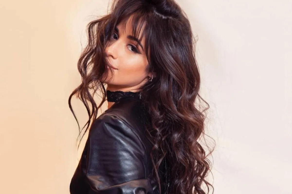 قصات شعر كاميلا كابيلو