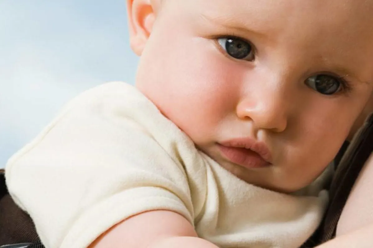 ما مدى أمان إعطاء ماء غريب للأطفال؟