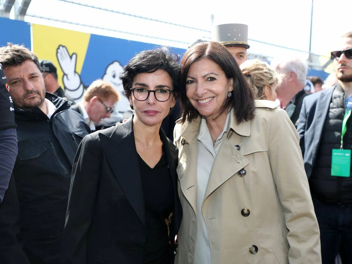 أن هيدالغو عمدة باريس مع  ورشيدة داتي  