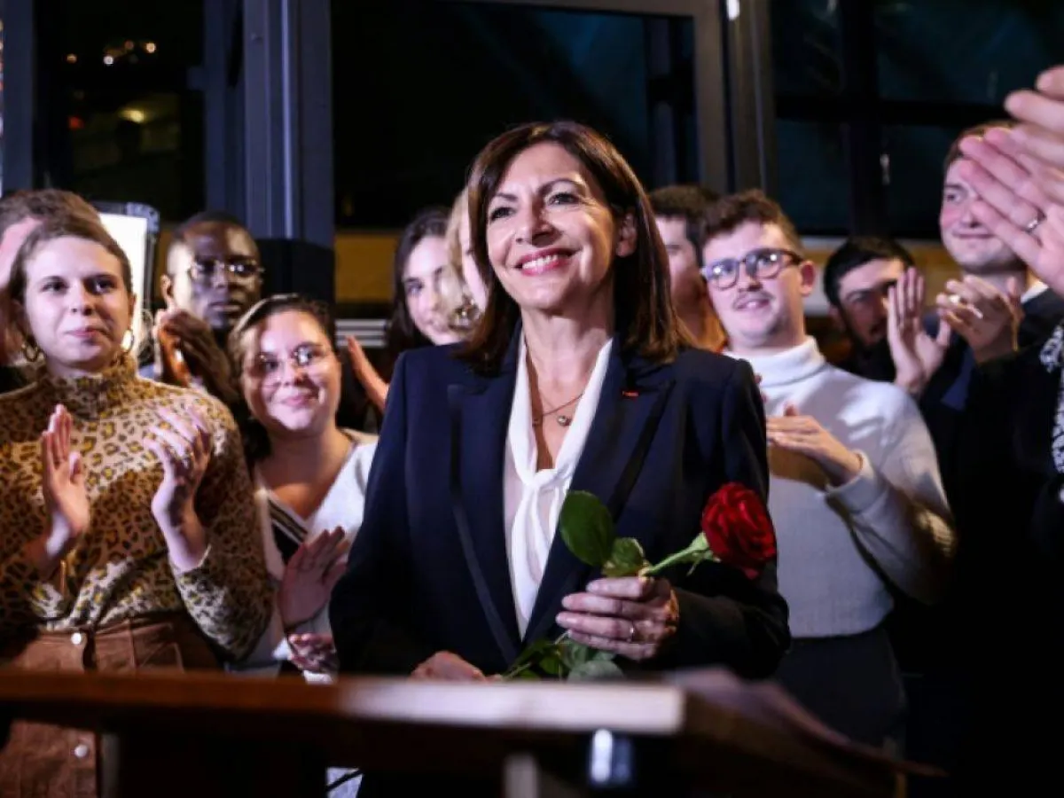 أن  هيدالغو اعلنت بصفة رسمية ترشحها للانتخابات  الرئاسية الفرنسية