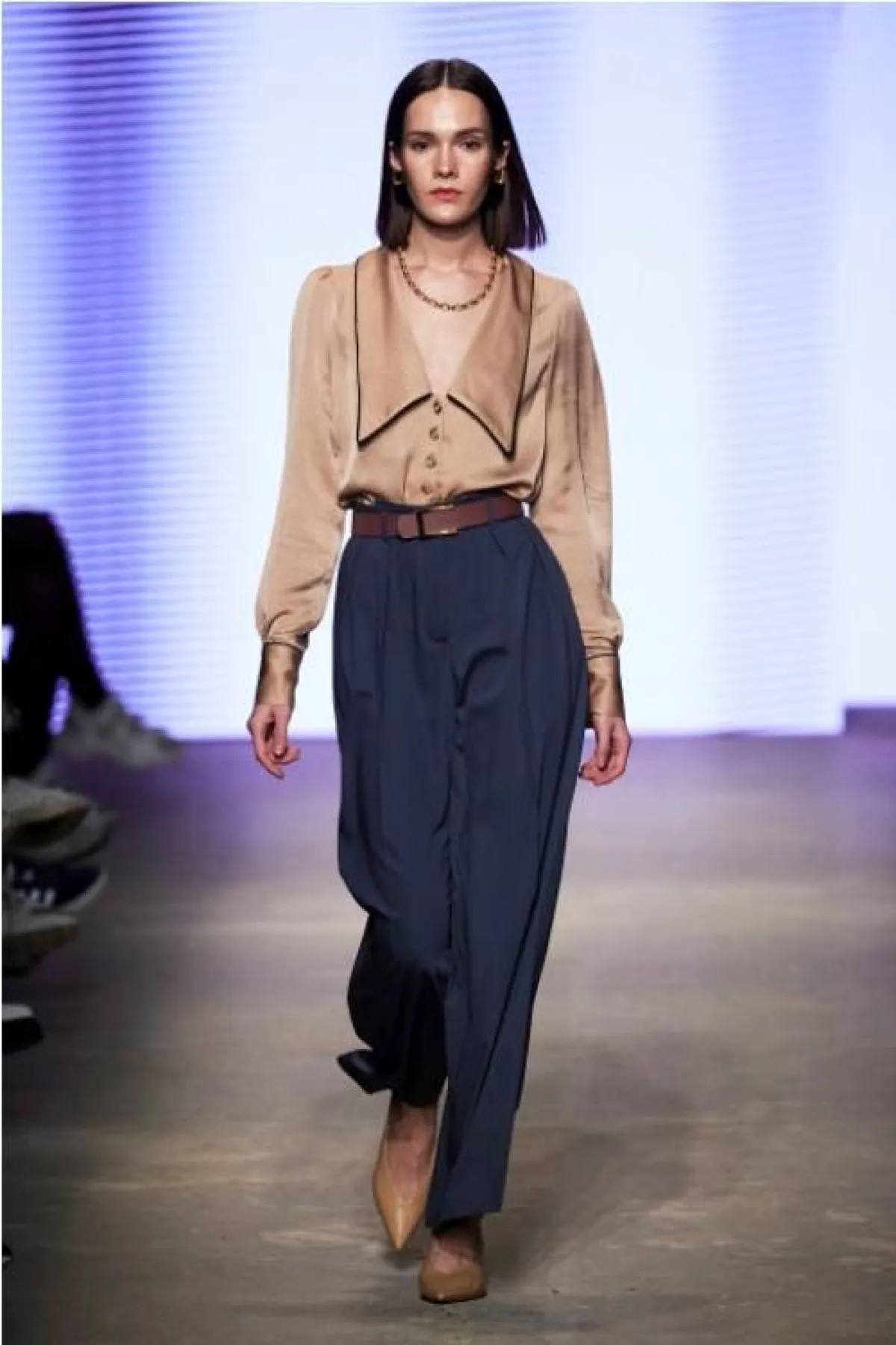 قميص كلاسيكي من أنسيل Ansel