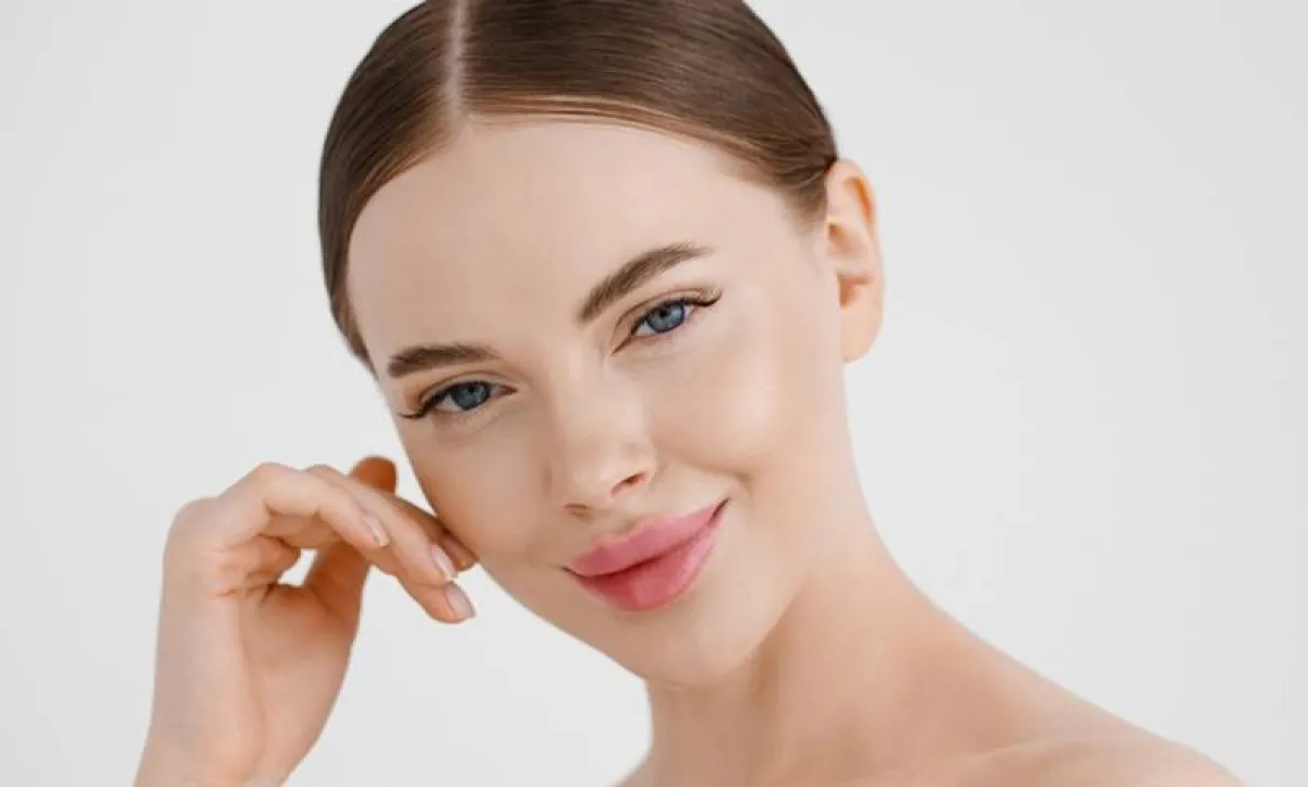 العناية بالبشرة