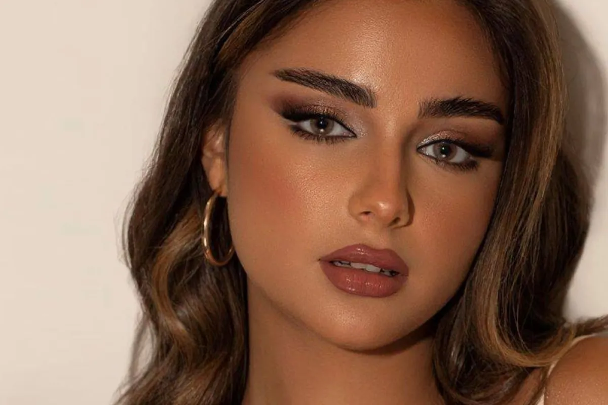 مكياج سموكي بني