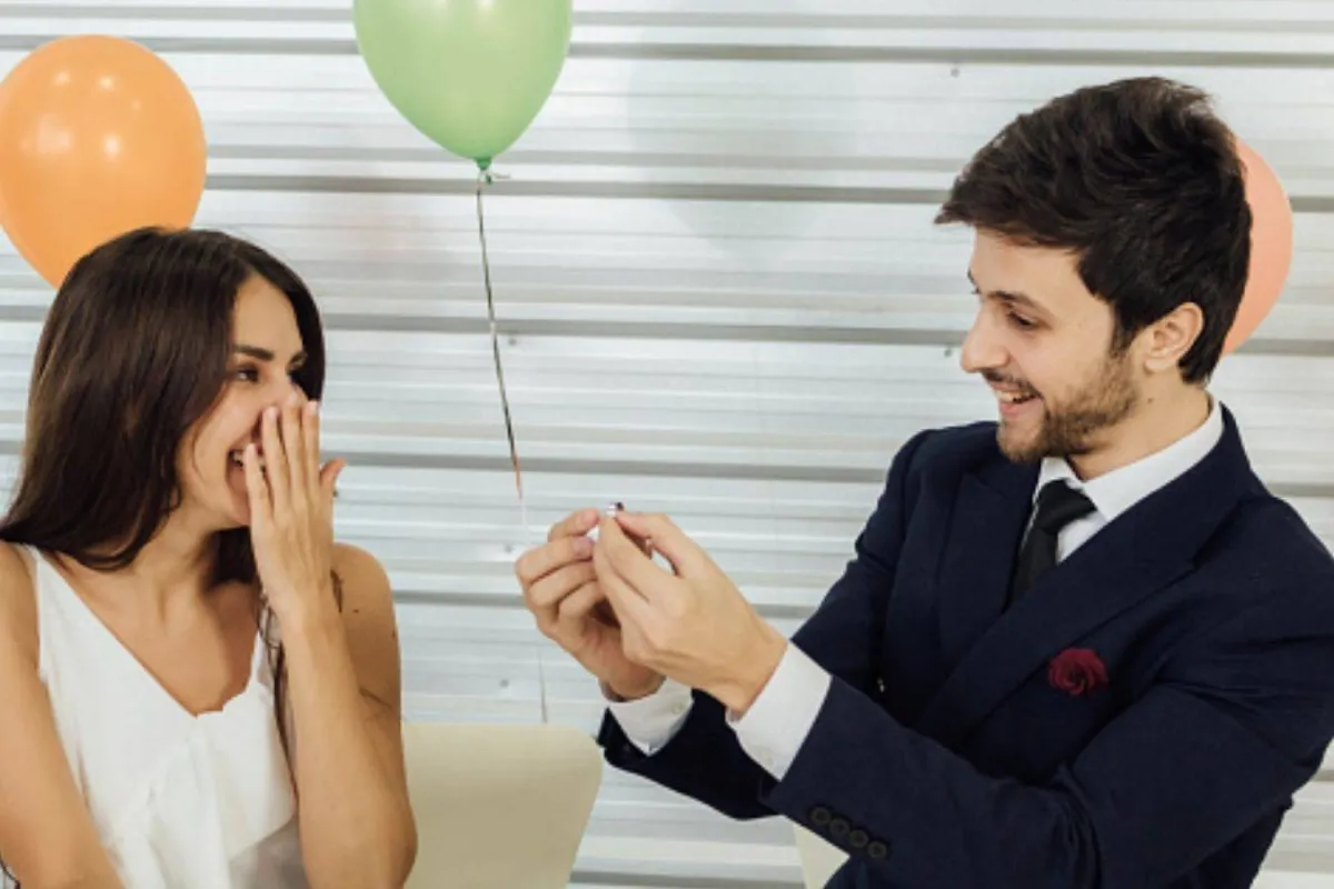 الرجل المجامل