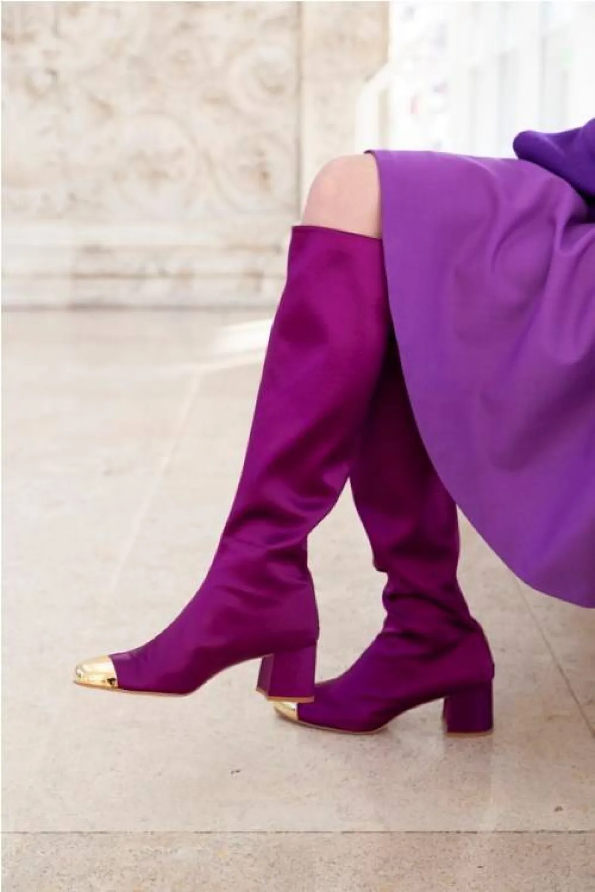 حذاء ملوّن من لورا بيادجيوتي  Laura Biagiotti