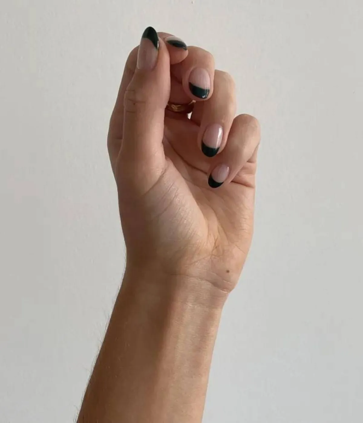 مناكير فرنسي