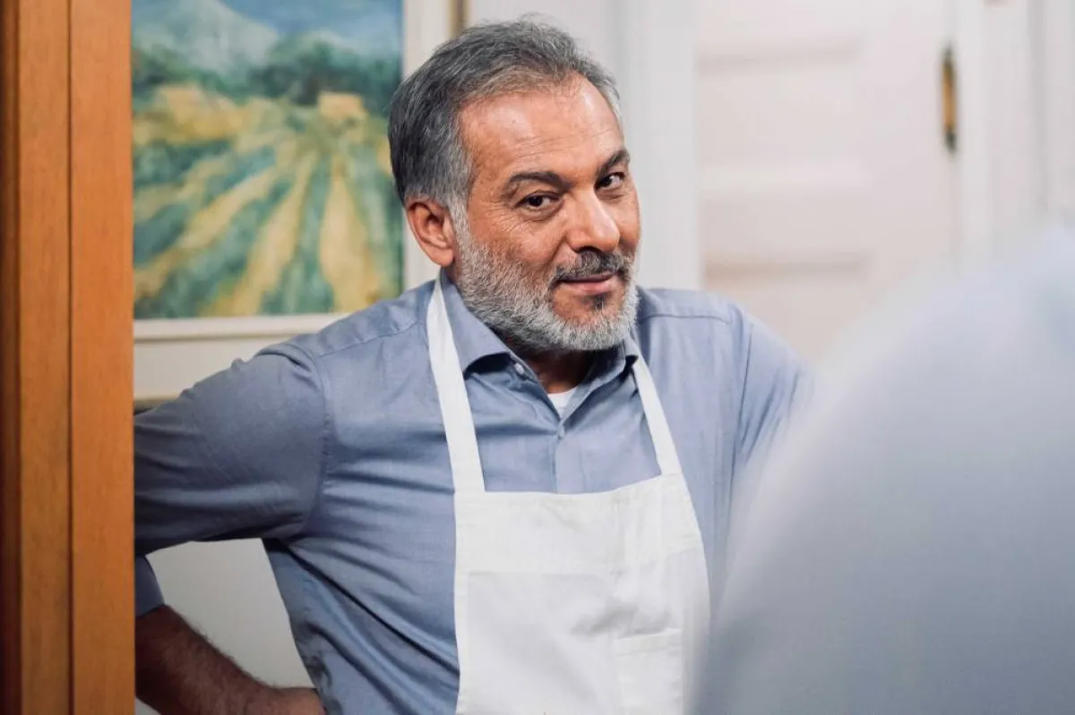 حاتم علي في فيلم  Peace By Chocolate - الصورة من المسؤول الإعلامي لمجموعة mbc 