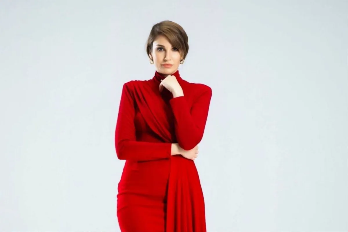 امرأة جميلة