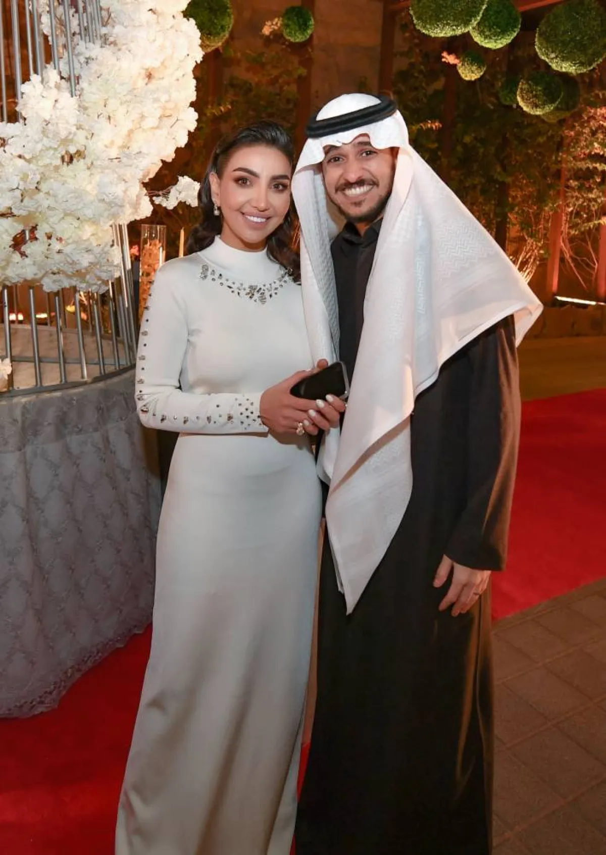 هبة الحسين وزوجها عايض- تصوير بشير صالح