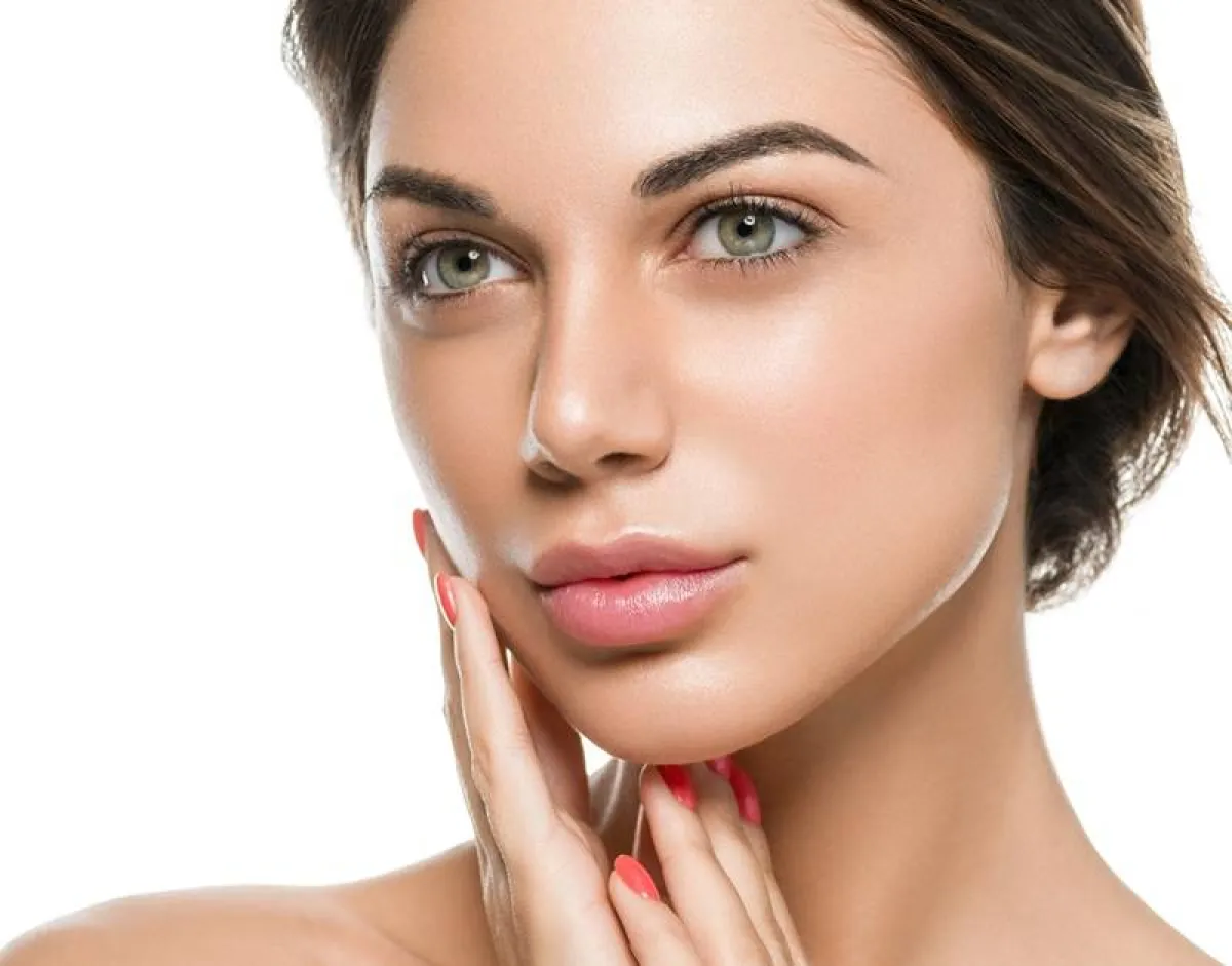 العناية بالبشرة