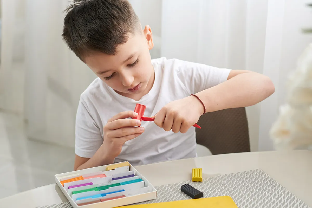 أفكار لأعمال بالصلصال للأطفال