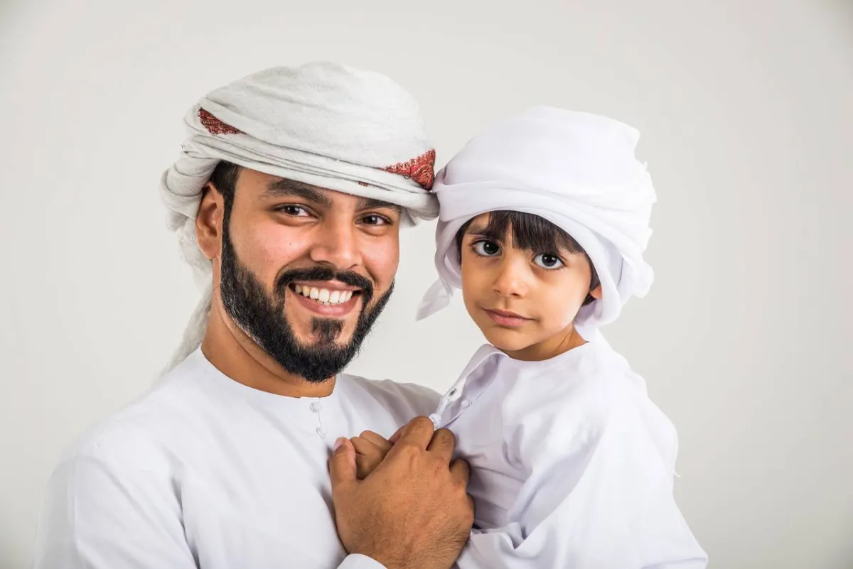 صورة أب وابنه