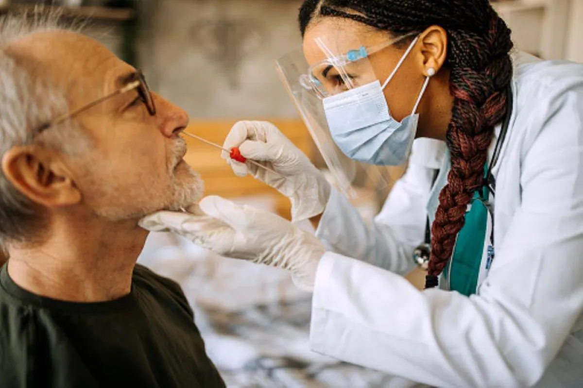 أعراض أوميكرون المتحور الجديد من كورونا