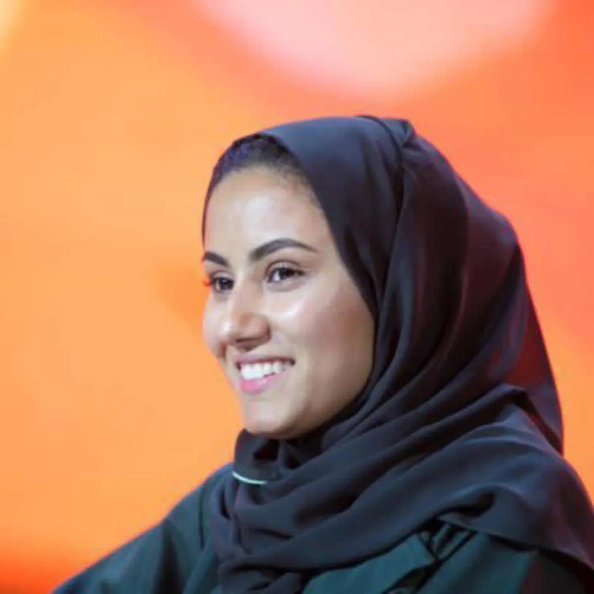 تعيين سمر عبدالمحسن السلطان لقيادة مشروع ميتافيرس - الصورة من حسابها الرسمي على تويتر