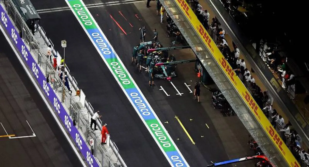 هاميلتون في مركز الانطلاق الأول بسباق اليوم بعد تجربة اسفرت عن زمن قدره 1.27.511دقيقة 