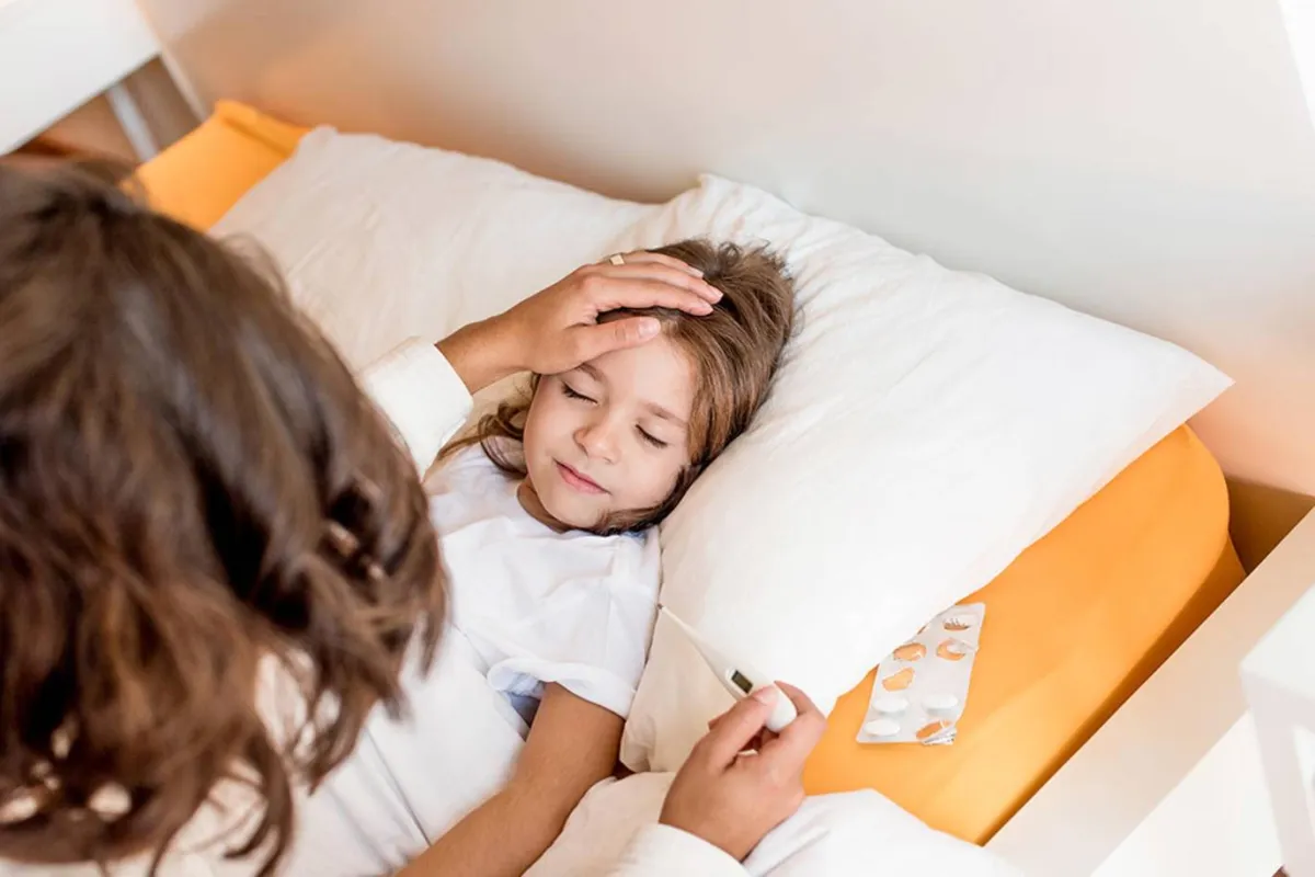 صورة لفتاة مريضة