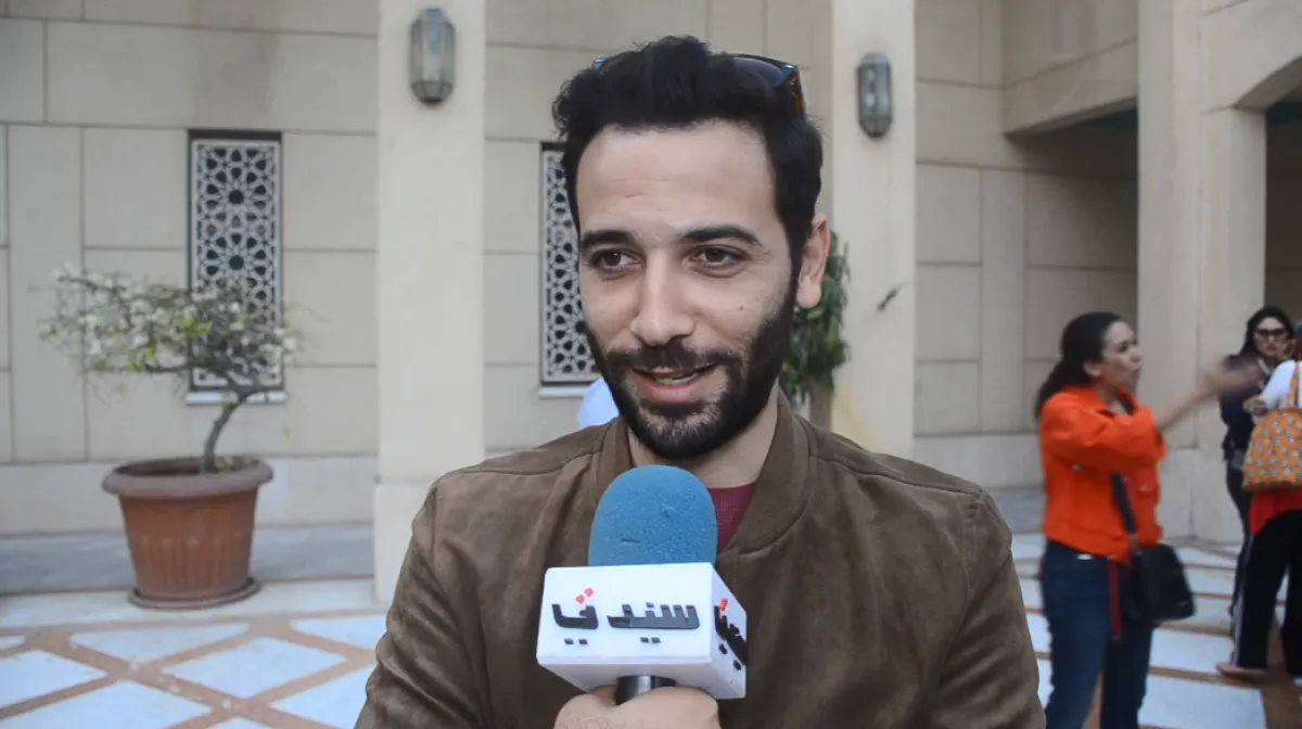 كريم قاسم خلال لقائه بسيدتي - الصورة خاصة بسيدتي