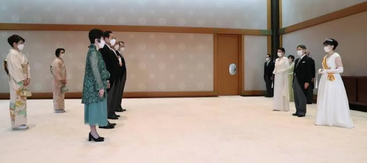 الأميرة أيكو تتلقى التهاني بجانب والديها- الصورة من موقع New my Royals