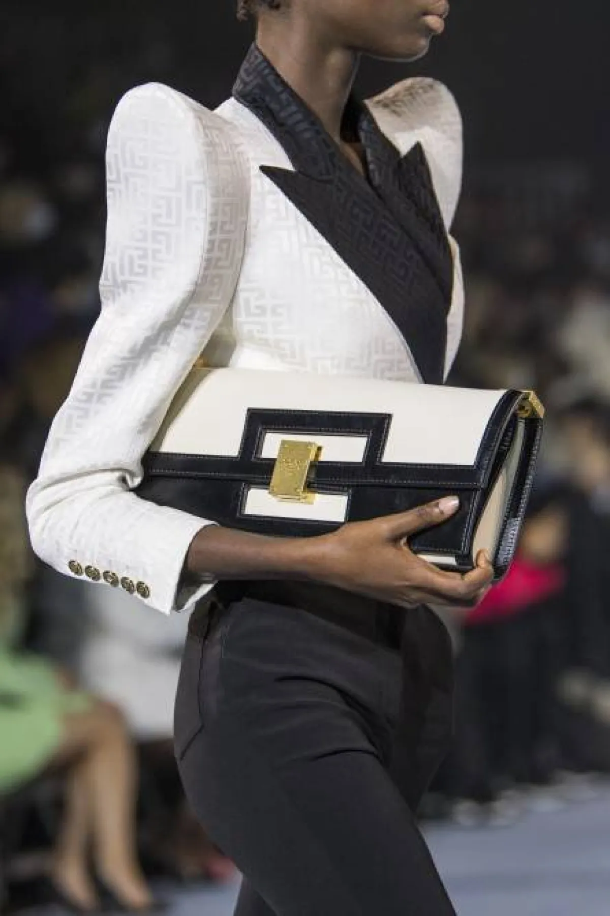 حقيبة من الجلد من بالمان Balmain