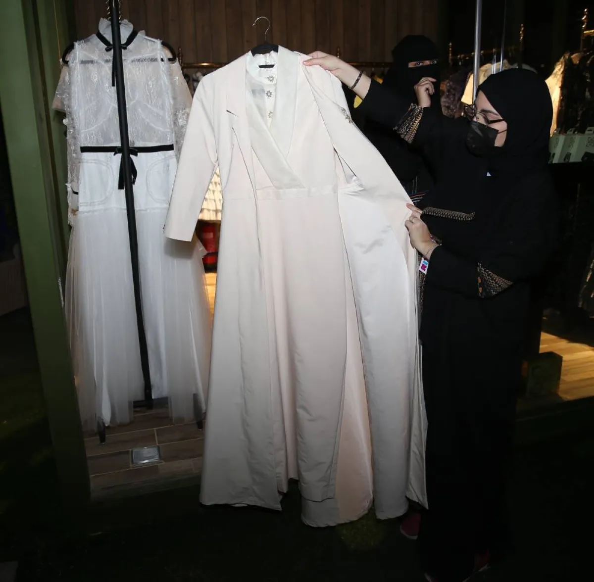 الفستان الحجازي