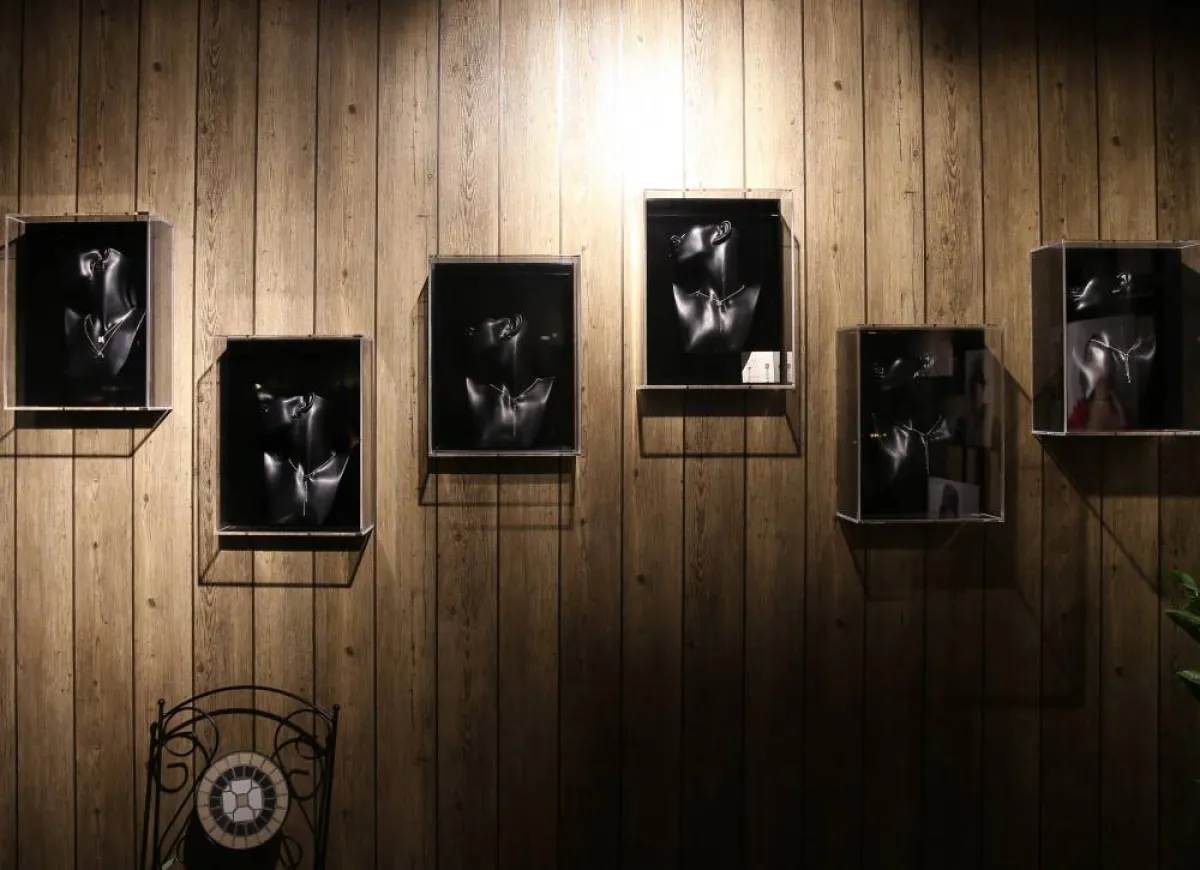 مجموعات من المجوهرات 