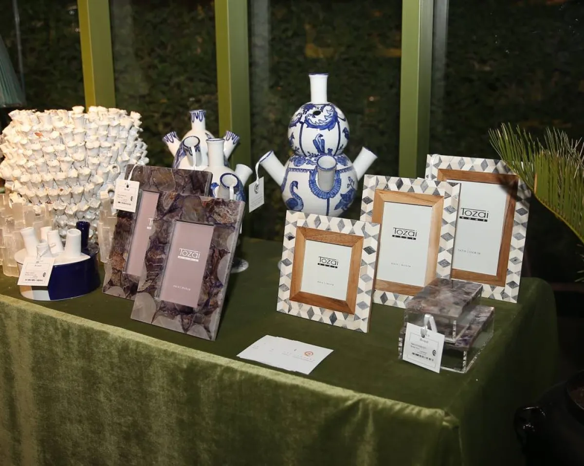 بروازمن الصدف والعقيق