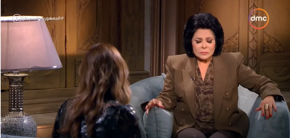 إسعاد يونس متأثرة برحلة مرض إيمان الحصري الشاقة - الصورة من حساب دي إم سي على يوتيوب