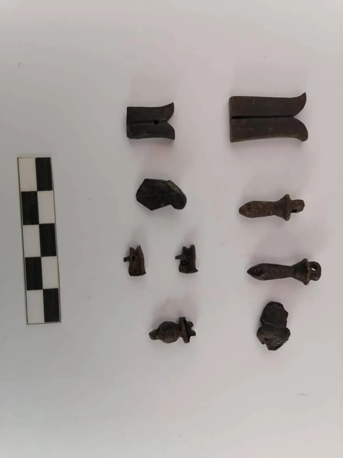 التمائم المكتشفة