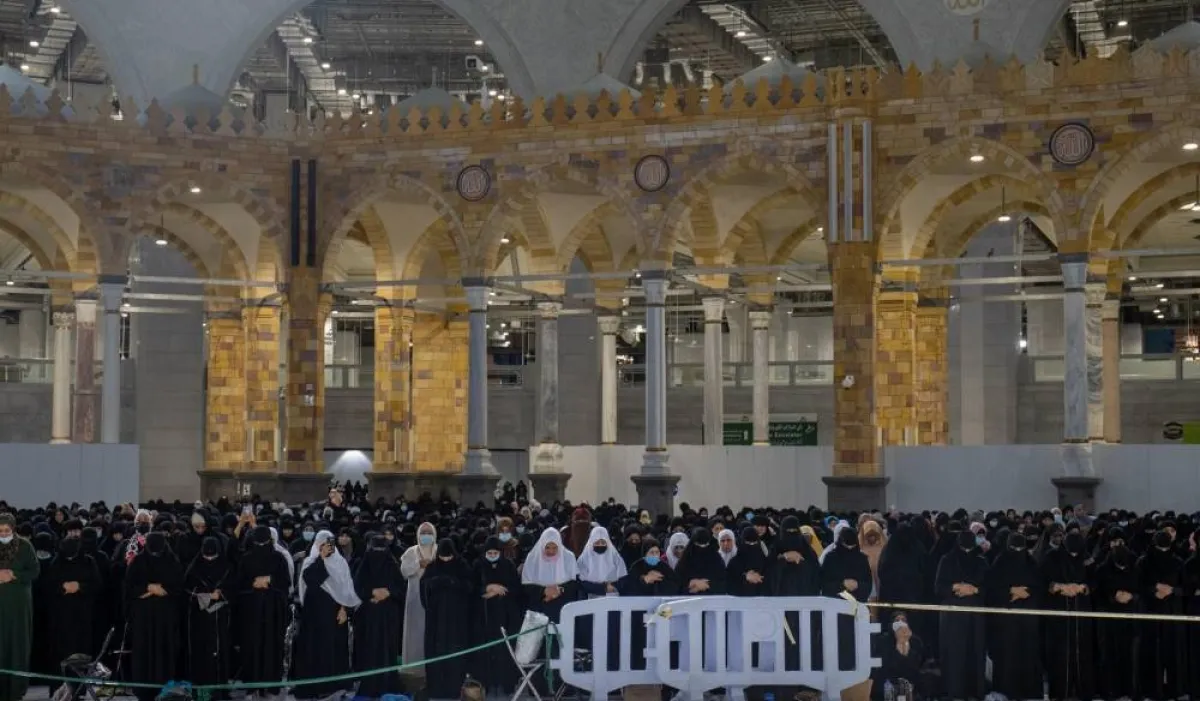 جهود الكوادر النسائية في خدمة زائرات بيت الله