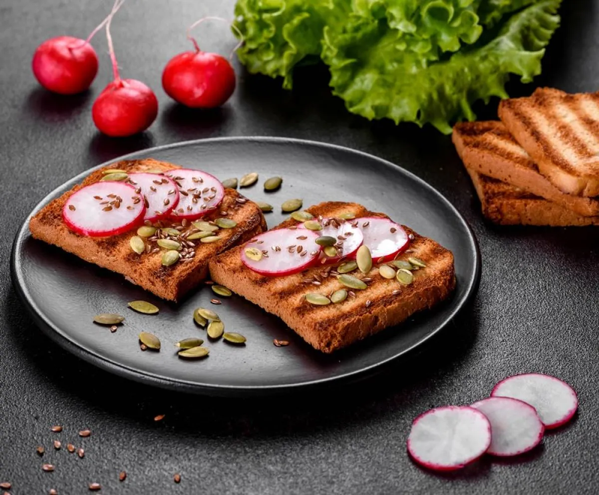 صورة  لصنف غذائي مضافاً له اللب الأبيض لتغذية الحامل