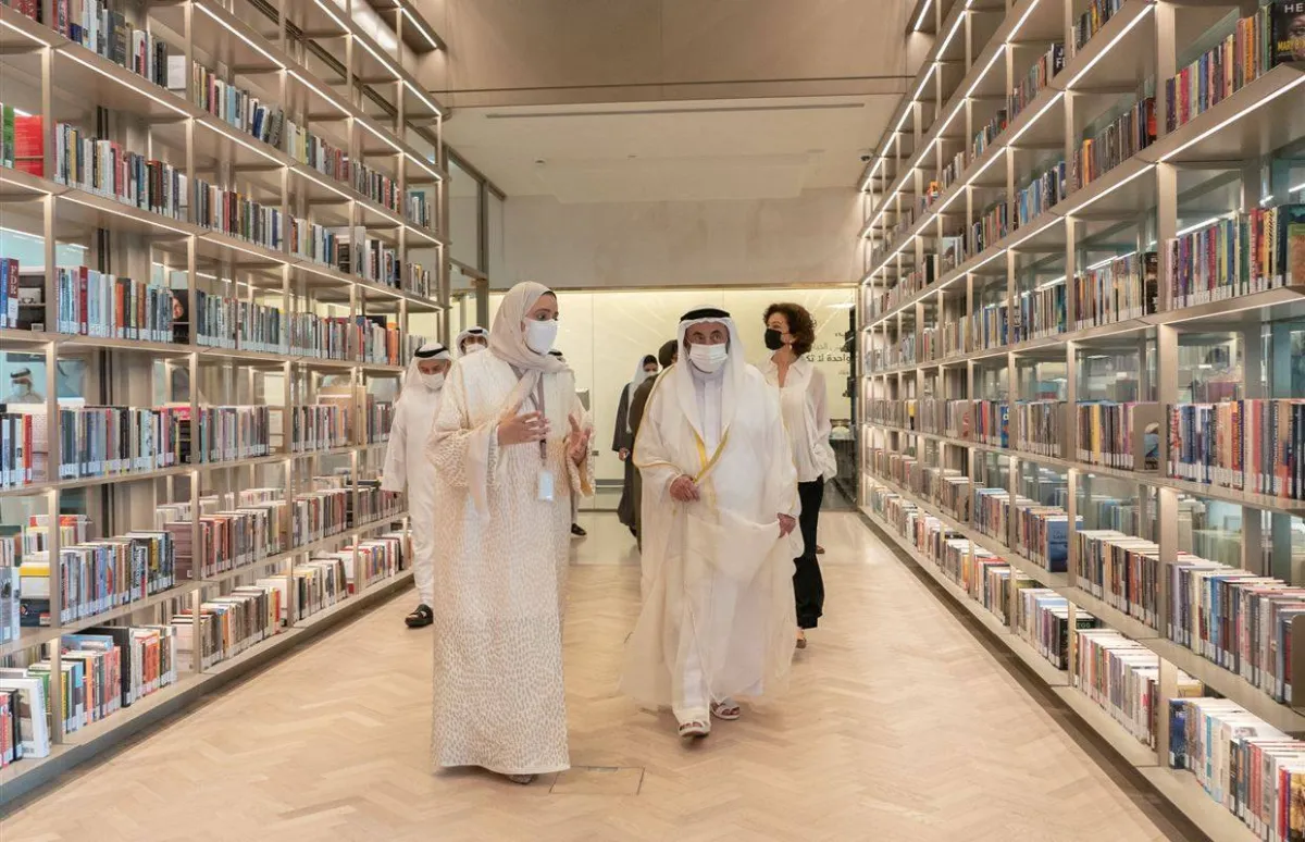 حاكم الشارقة يفتتح معرض "فصول من الفن الإسلامي" - الصورة من الموقع الإلكتروني للمكتب الإعلامي لحكومة الشارقة