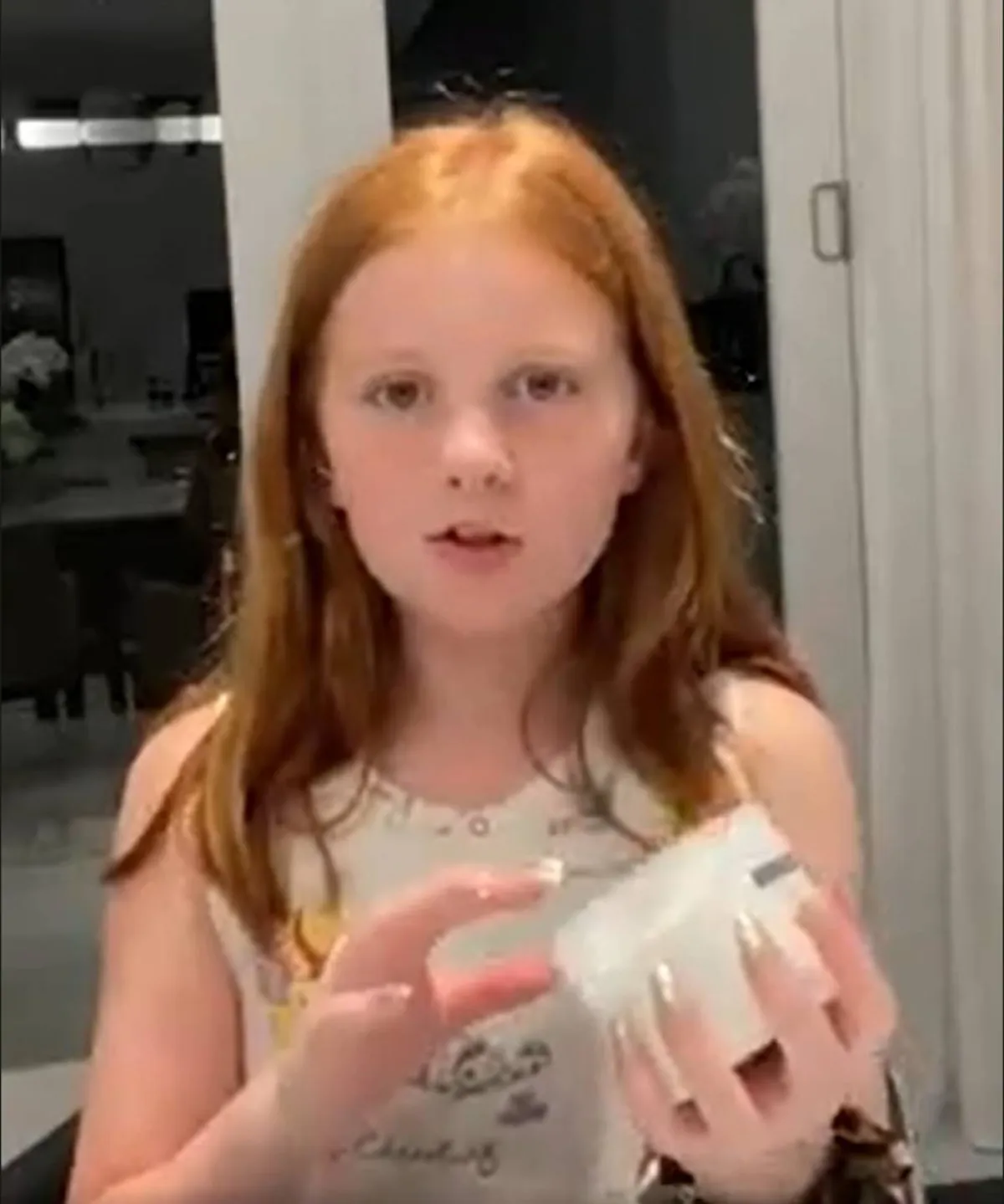 طفلة أسترالية تمتلك 3 شركات، وتتقاضى 139 ألف دولار شهرياً 