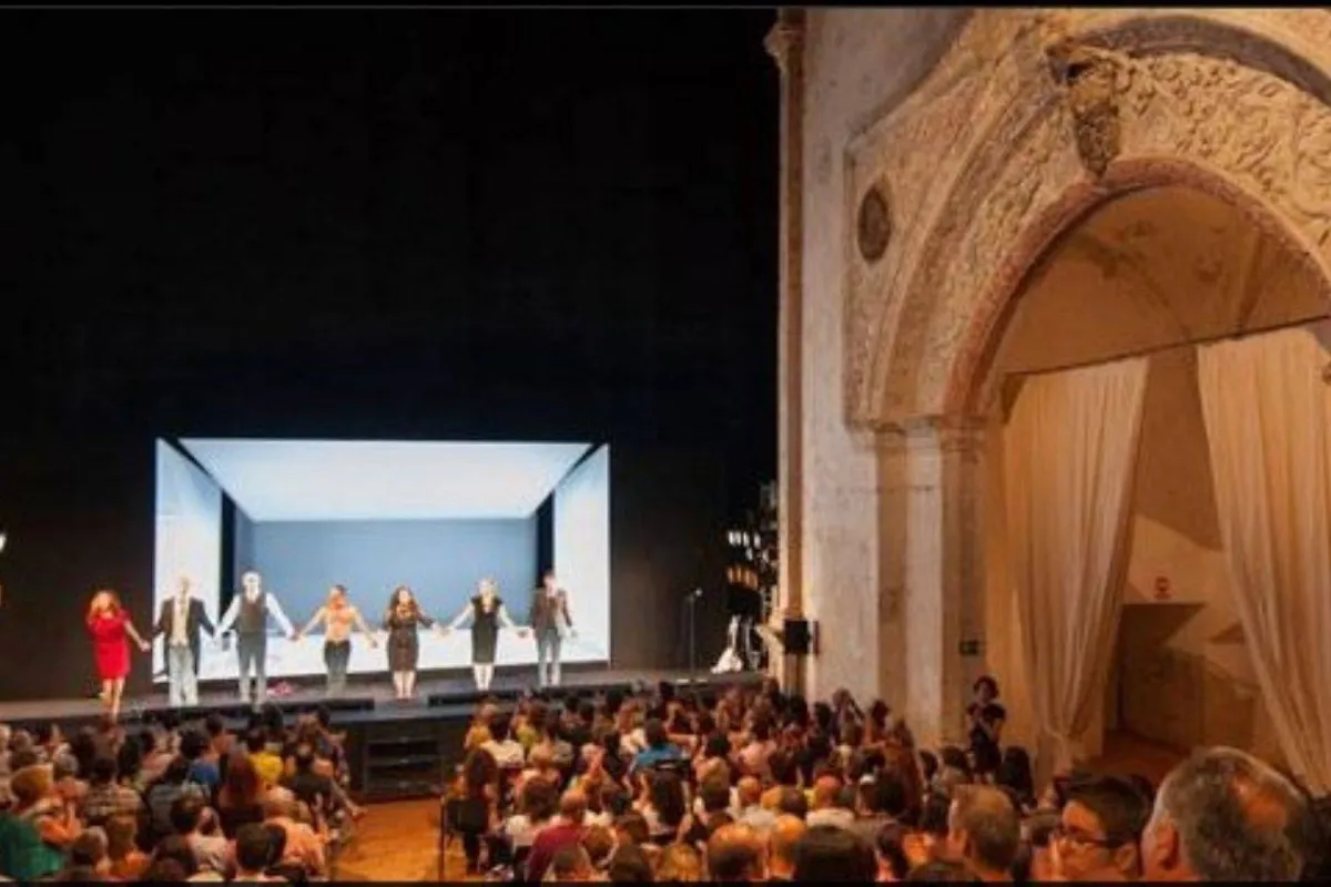 مهرجان الماجرو للمسرح الكلاسيكي الصورة من موقع -festivaldealmagro.com