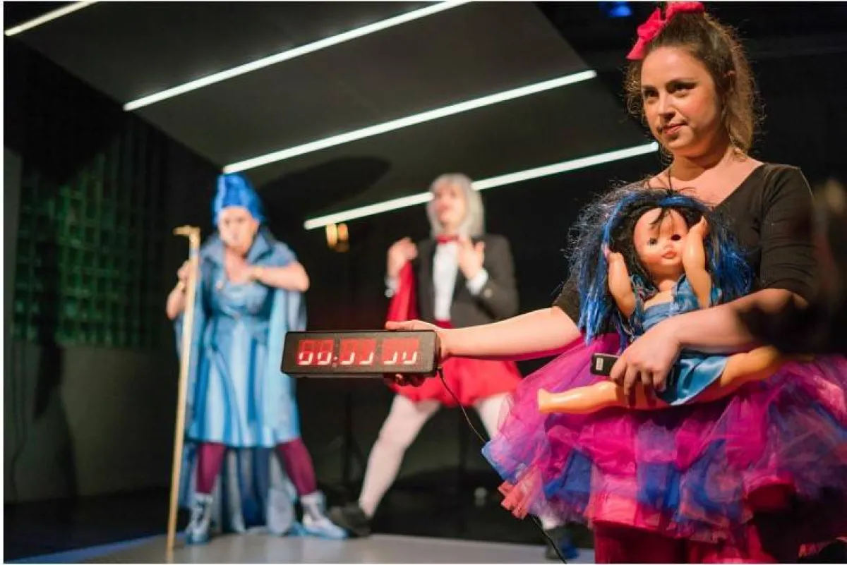 أحد العروض المشاركة - الصورة من موقع fnt.ro